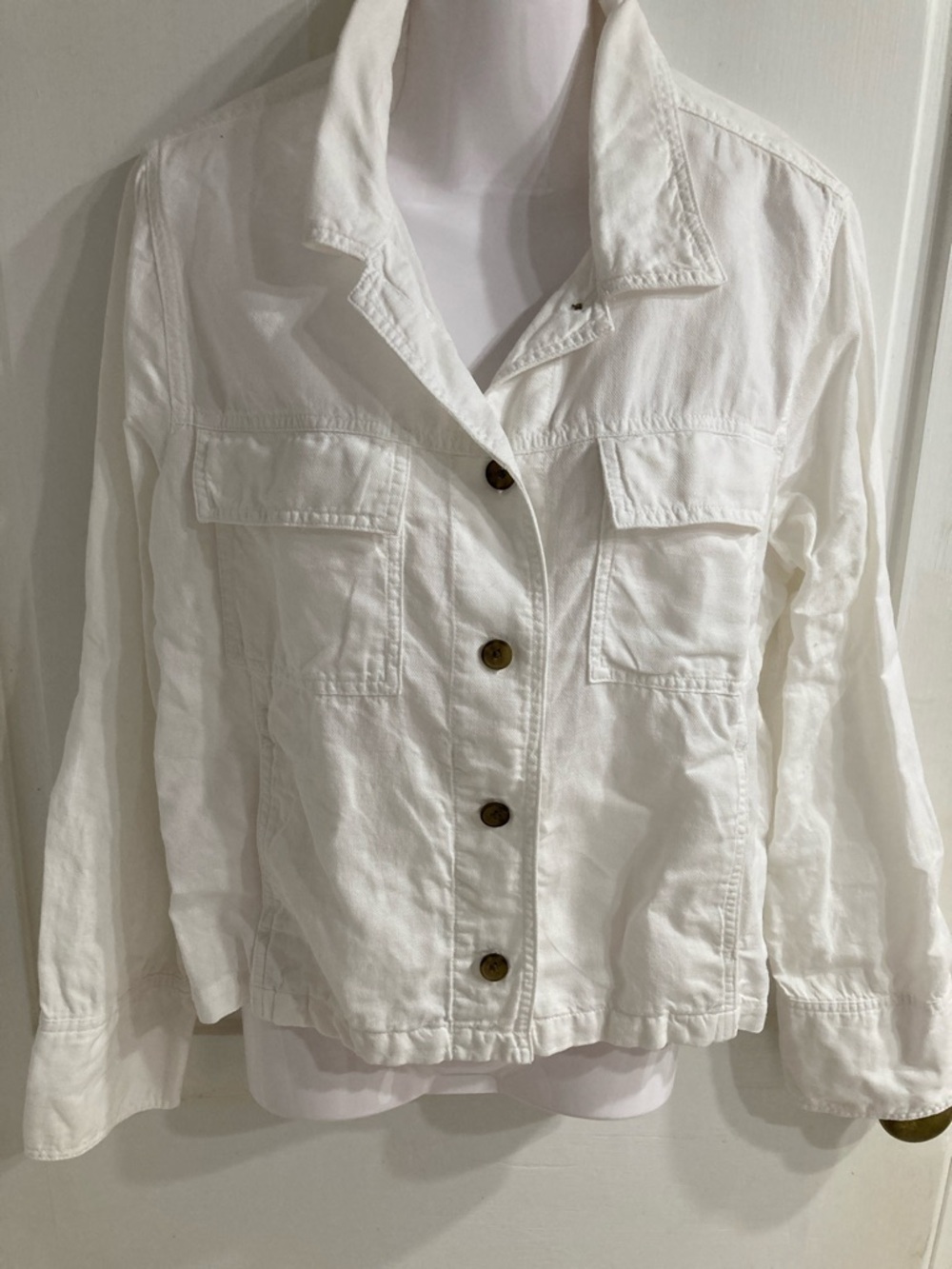 Nicole MillerWhite Linen Women's Button-Front Jean Jacket